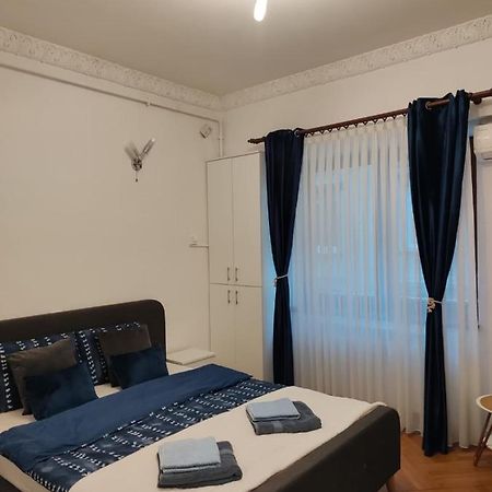 Royal Studio In Old Town Bucureşti Exterior foto