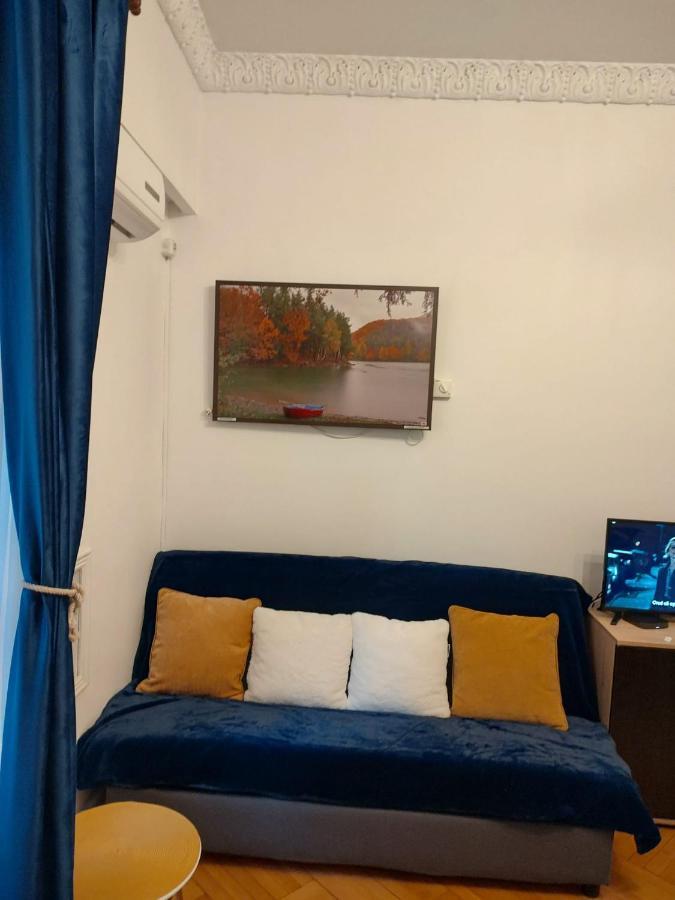Royal Studio In Old Town Bucureşti Exterior foto